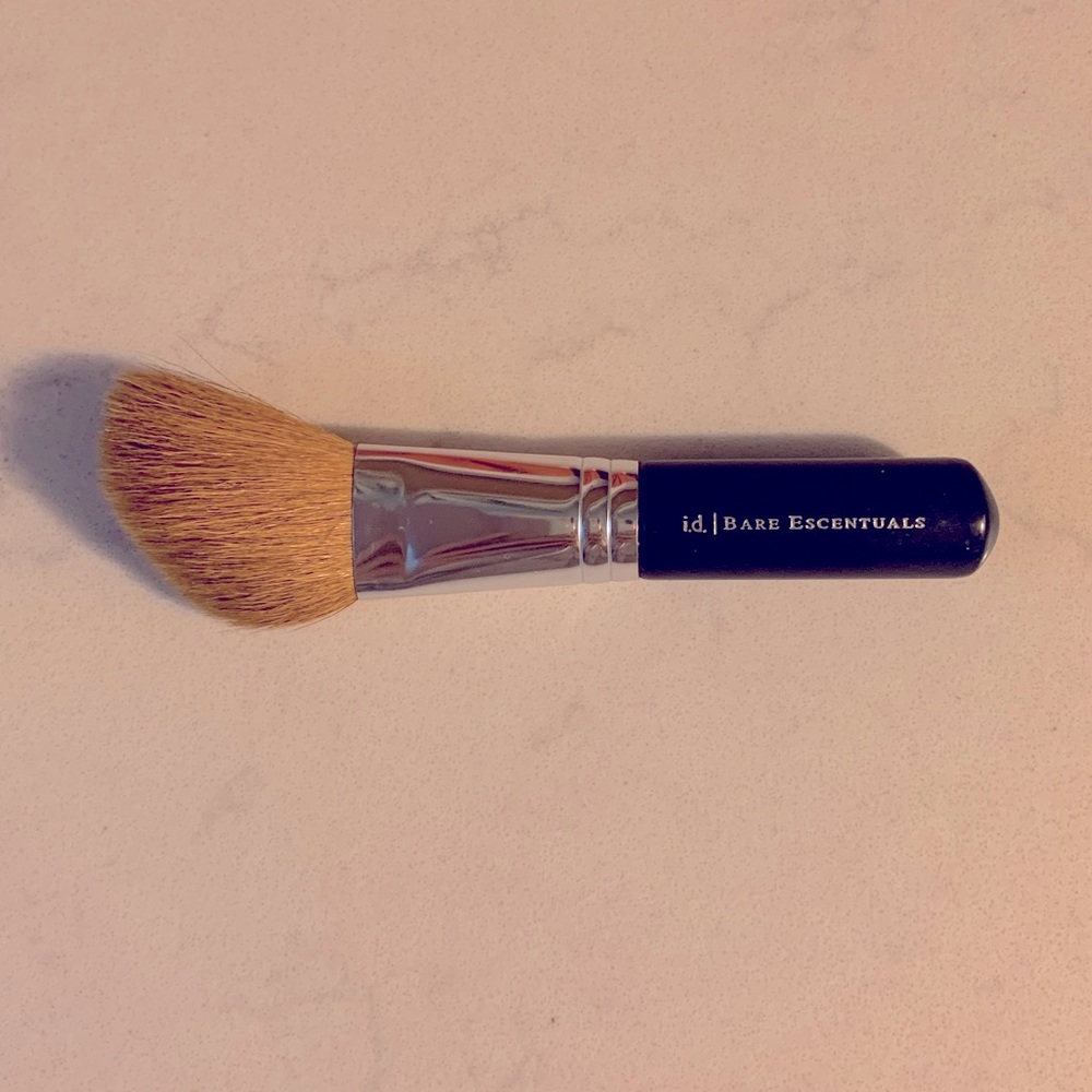 Id Bare Escentuals Angled Face Brush